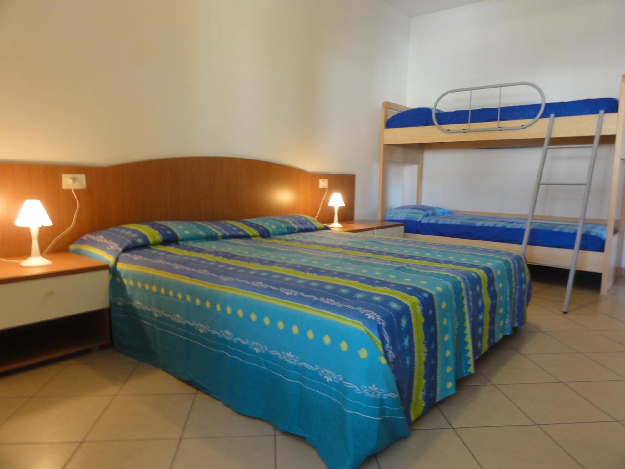 Albanella - Appartamenti Bibione Cameră foto